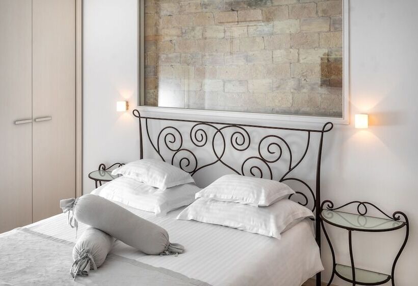 Quarto Estandar, Palace Tartaglia