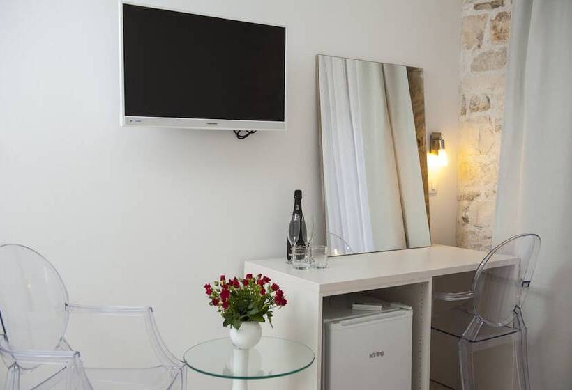 豪华房间, Palace Tartaglia