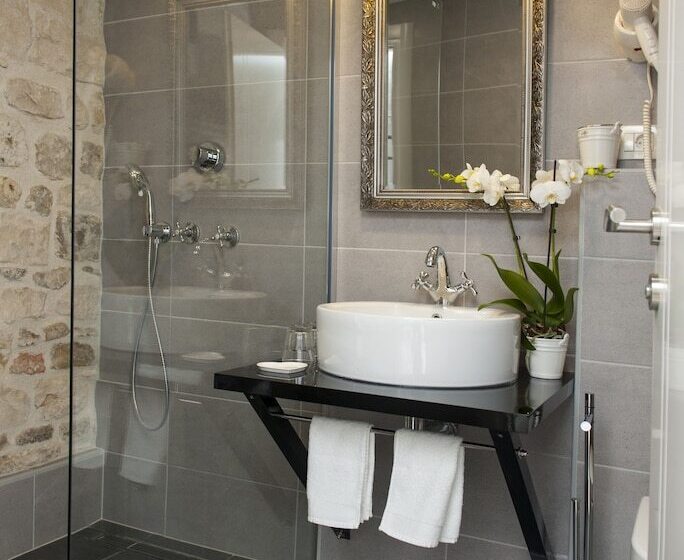 豪华房间, Palace Tartaglia