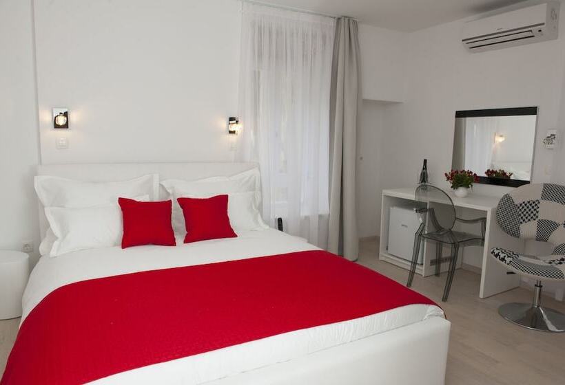 舒适型房间, Palace Tartaglia