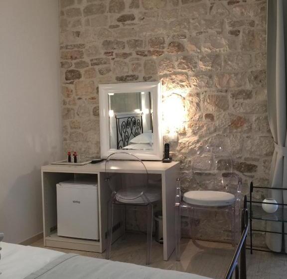 标准间, Palace Tartaglia