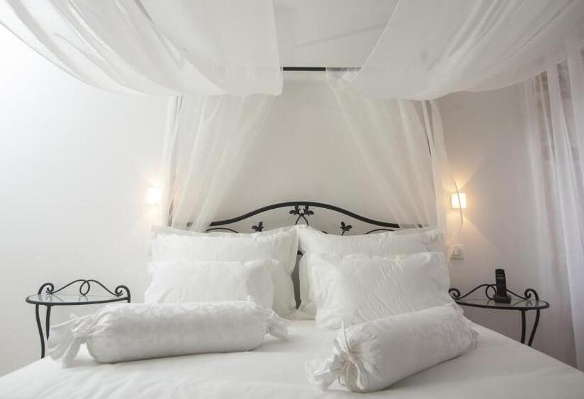 Quarto Deluxe, Palace Tartaglia
