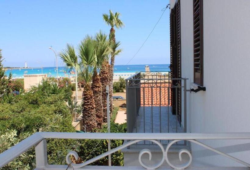 Номер Стандарт с Балконом, B&b Selene