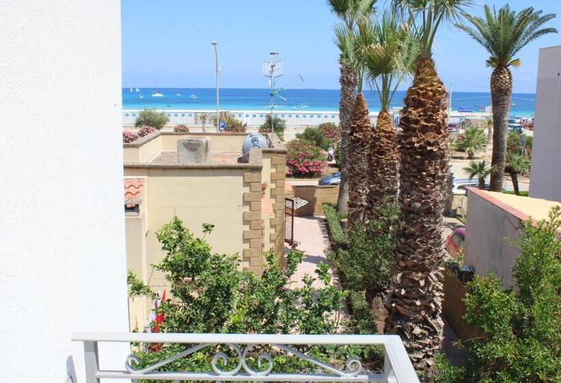 Номер Стандарт с Балконом, B&b Selene