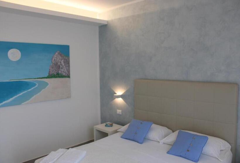 Номер Стандарт с Балконом, B&b Selene