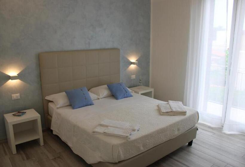 Номер Стандарт с Балконом, B&b Selene