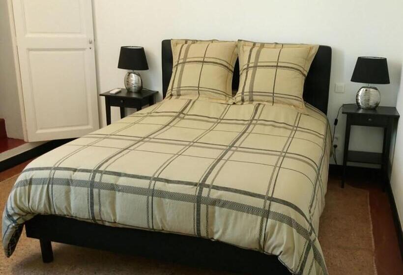 Номер Стандарт Вид на Сад, Le Clos Chez Michel