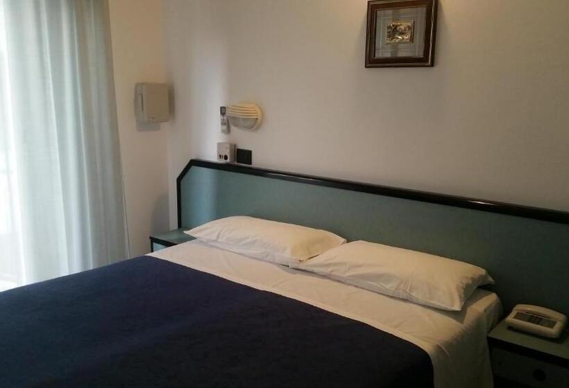 スタンダードルーム, Caravelle