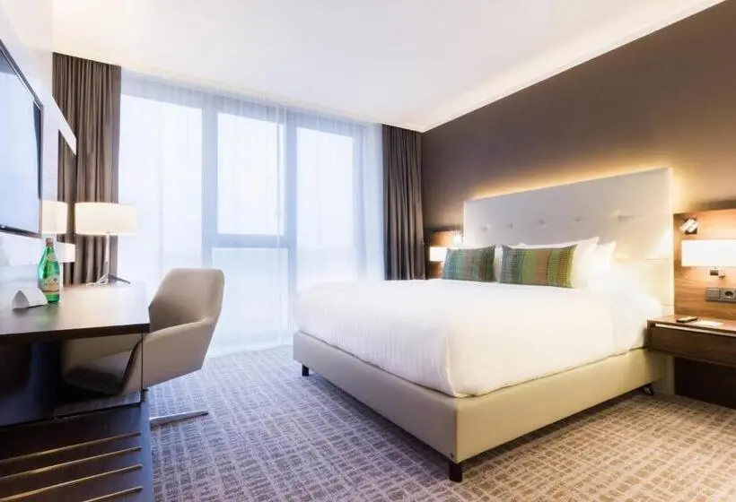 キングサイズベッドのスタンダードルーム, Courtyard By Marriott Wolfsburg