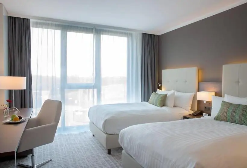 公園の見えるスタンダードルーム, Courtyard By Marriott Wolfsburg