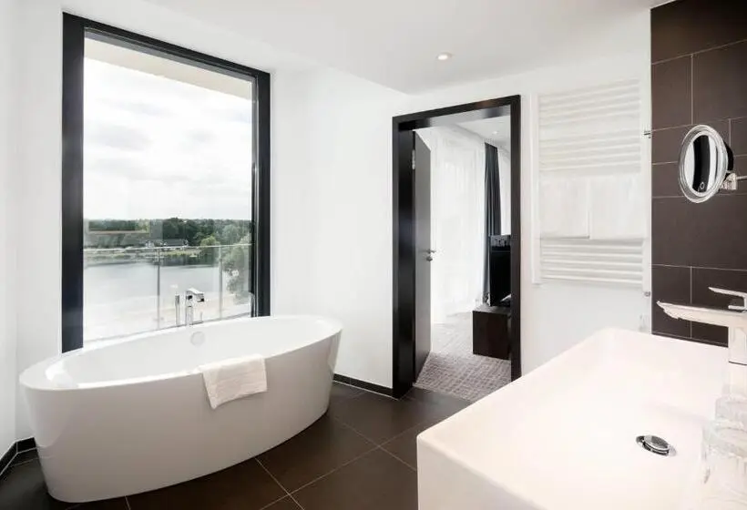 バルコニー付スイート, Courtyard By Marriott Wolfsburg