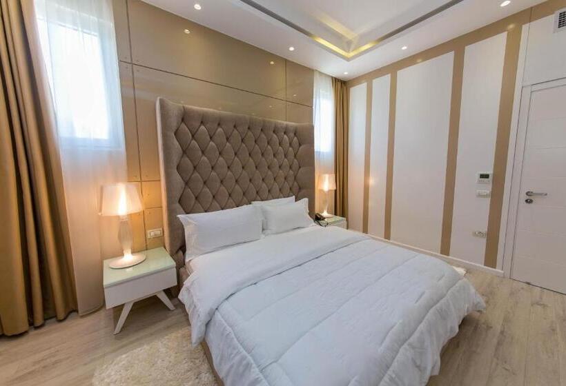 جناح سوبيريور مطل علي البحر, Demi