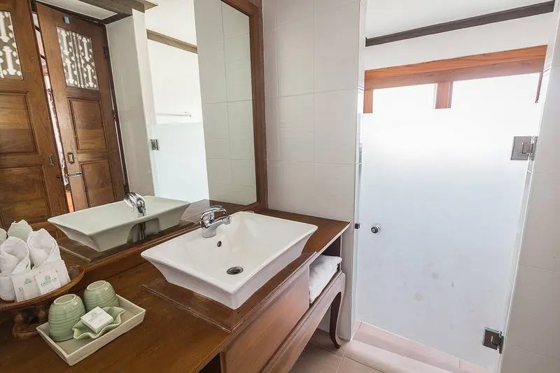 身障者適用キングサイズベッドルーム, Hilton Garden Inn Newtown Square Radnor