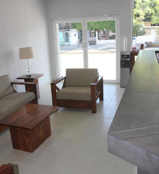 디럭스 룸, Tampico Express