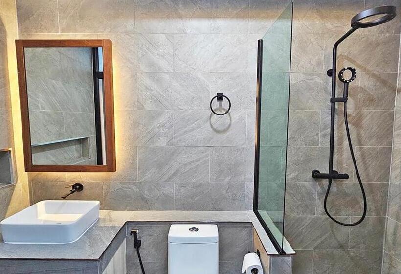 2 Sovrums Villa, U Rip Resort Phi Phi