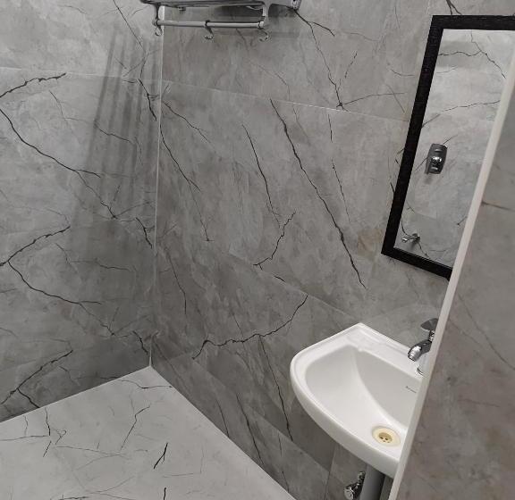 Семейный Номер, Zingle Stay Airport