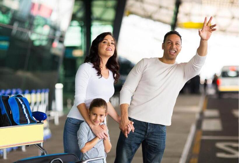 Семейный Номер, Zingle Stay Airport