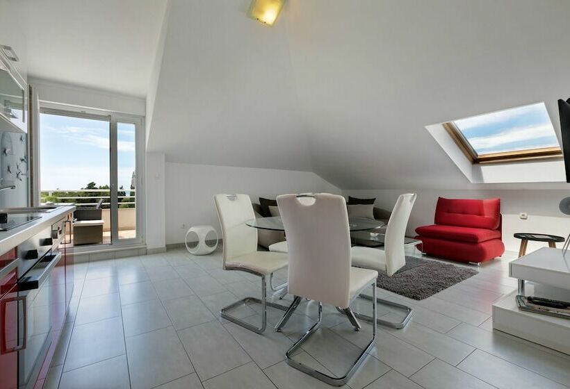 Апартаменты Пентхаус 1 Спальня, Luxury Apartments Klara