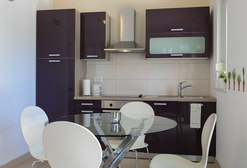 Апартаменты Deluxe 1 Спальня, Luxury Apartments Klara