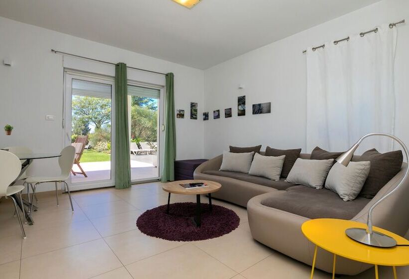 Апартаменты Deluxe 1 Спальня, Luxury Apartments Klara