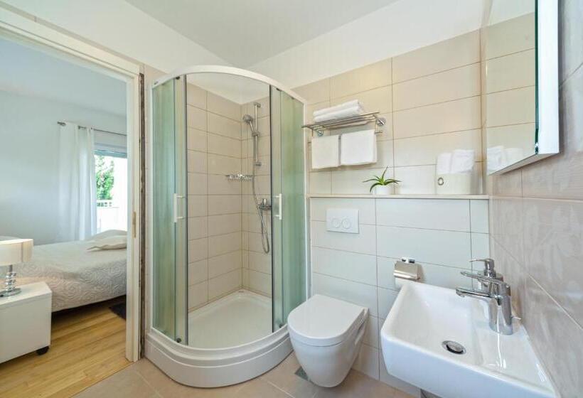 Апартаменты Deluxe 1 Спальня, Luxury Apartments Klara