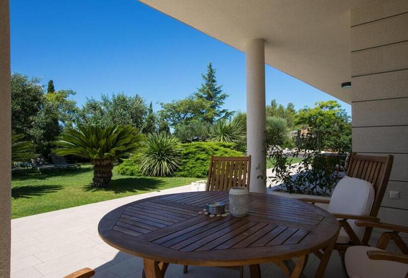 Апартаменты Deluxe 1 Спальня, Luxury Apartments Klara