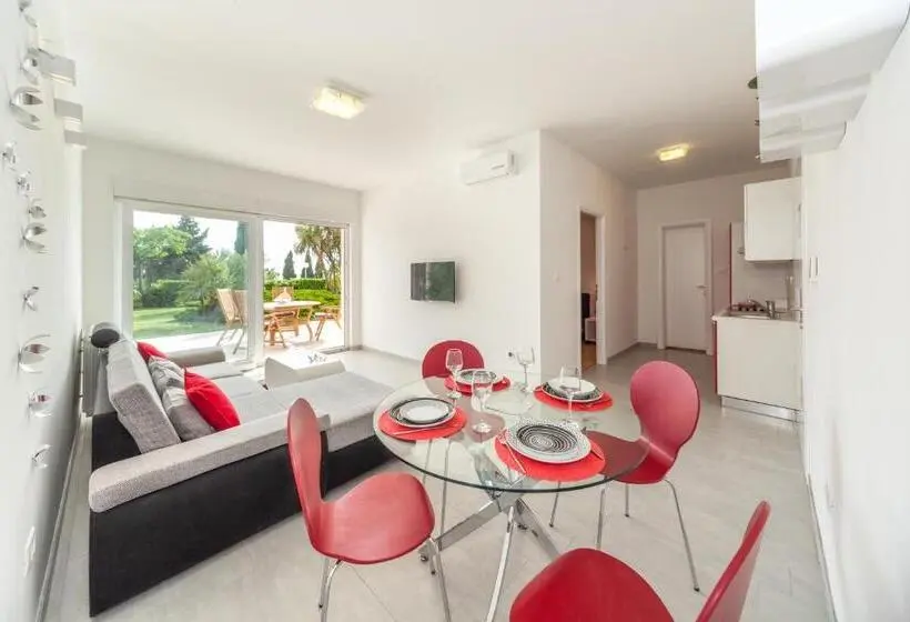 Apartamento 1 Dormitorio Vista Jardín, Luxury Apartments Klara