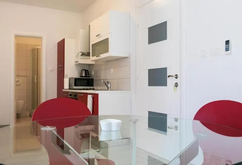Apartamento 1 Dormitorio Vista Jardín, Luxury Apartments Klara