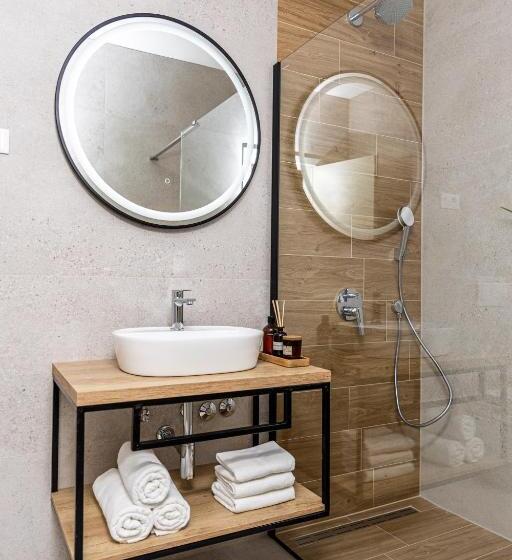 Номер Deluxe Вид на Море с Балконом, Luxury Apartments Klara