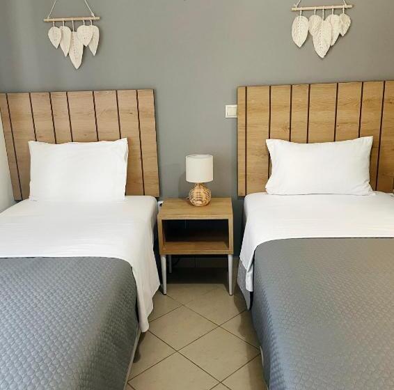 חדר סטנדרט, Rondo's