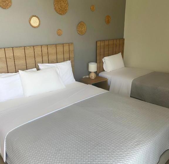 Triple Room Sea View, Rondo's