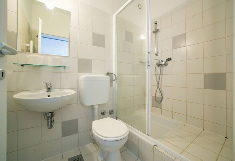 Quarto Superior, Rooms Dr. Franjo Tuđman Hostel