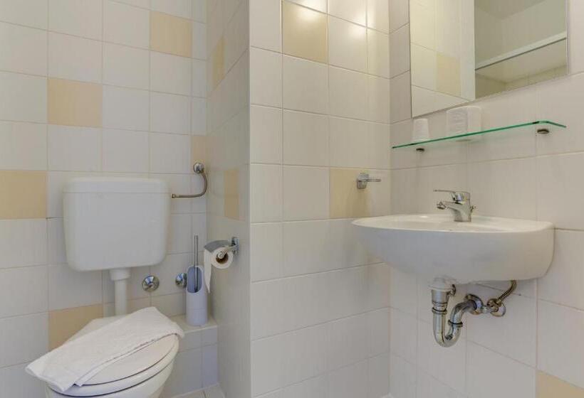 Suíte Comfort, Rooms Dr. Franjo Tuđman Hostel