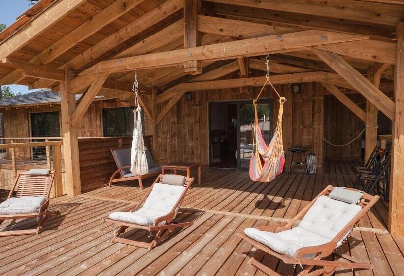 高级大房间, ô Lac