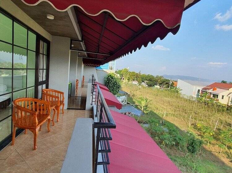 디럭스 룸, Griya Wijaya