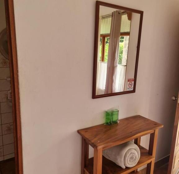 스탠다드 룸, La Rana De Arenal