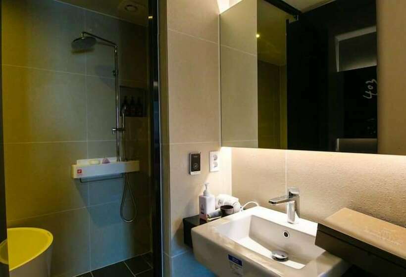 스탠다드 룸, Louis Boutique