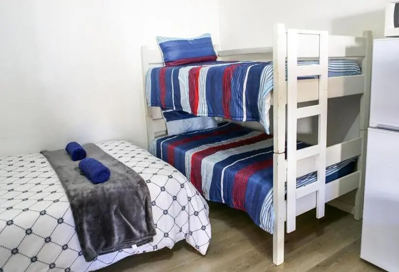 ファミリールーム, Mr Pell S House Self Catering Accommodation