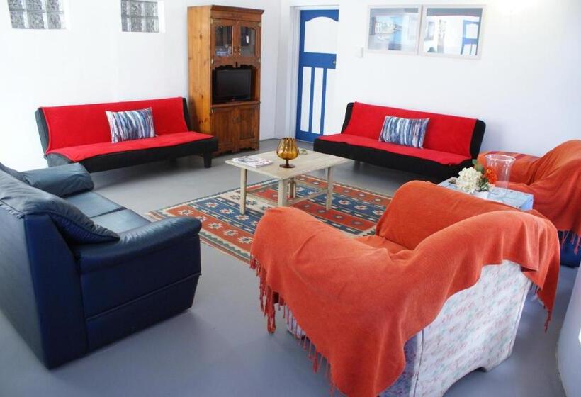 Семейные Апартаменты, Mr Pell S House Self Catering Accommodation