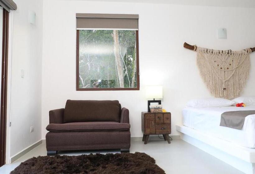 סוויטה עם מרפסת, Xcacel Dreams