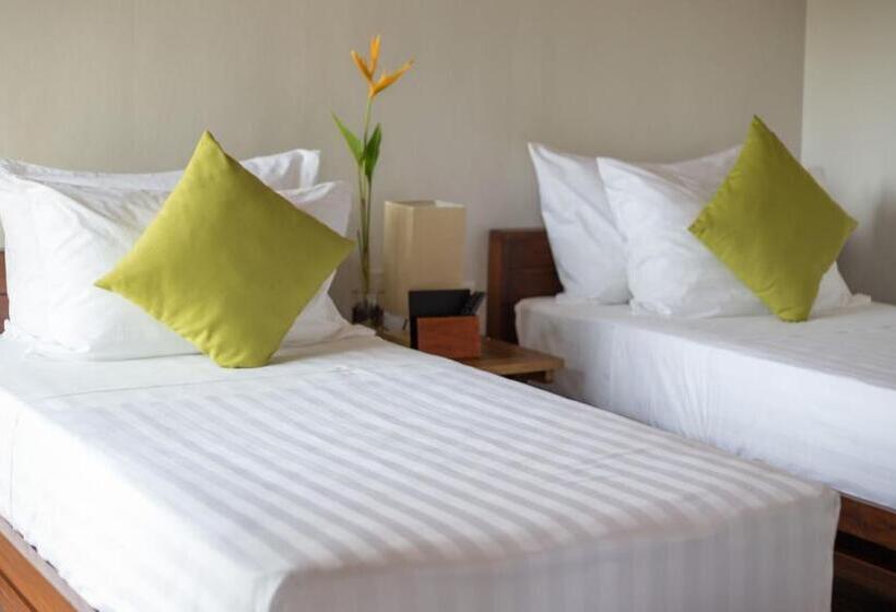 Номер Стандарт Вид на Сад, Solina Beach & Nature Resort