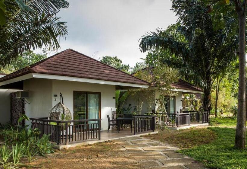 Люкс с гидромассажем, Solina Beach & Nature Resort