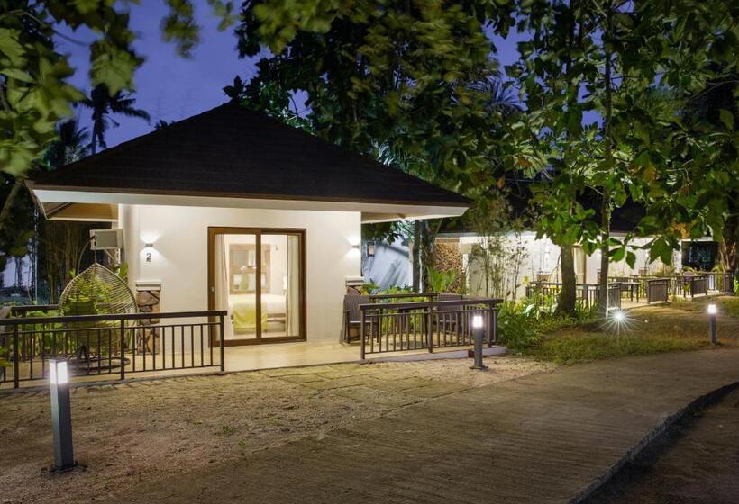 Люкс с гидромассажем, Solina Beach & Nature Resort