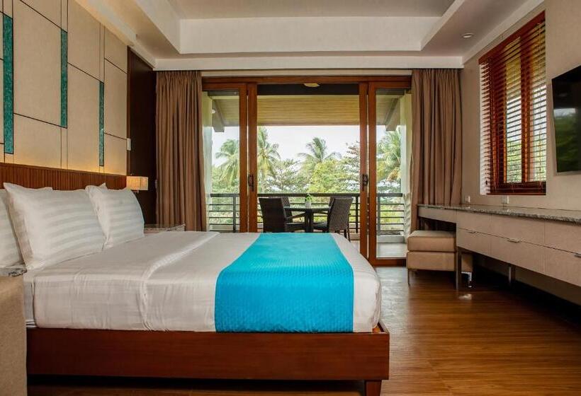 Люкс с Балконом, Solina Beach & Nature Resort