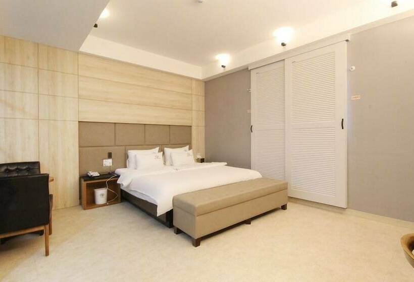 חדר סטנדרט, Appletree