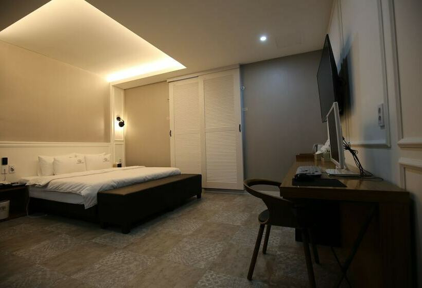 חדר סטנדרט, Appletree