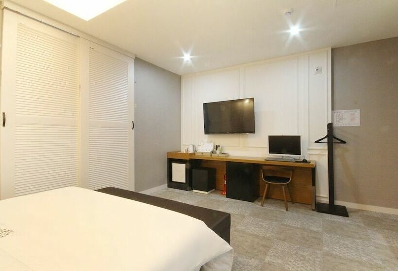 חדר סטנדרט, Appletree