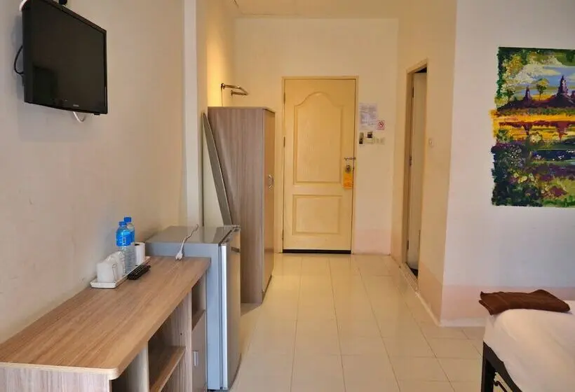 اتاق استاندارد با بالکن, Baanmaeresidence
