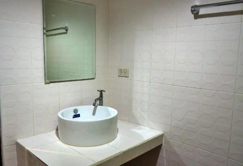 اتاق اکونومی, Baanmaeresidence