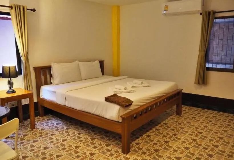 اتاق اکونومی, Baanmaeresidence